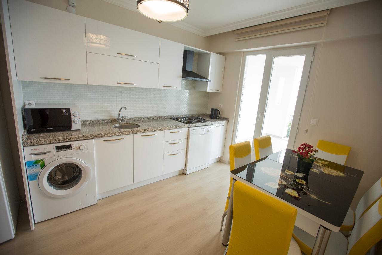 Black Rose Aparthotel Кашушчу Екстериор снимка