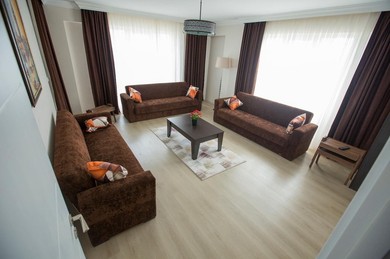 Black Rose Aparthotel Кашушчу Екстериор снимка
